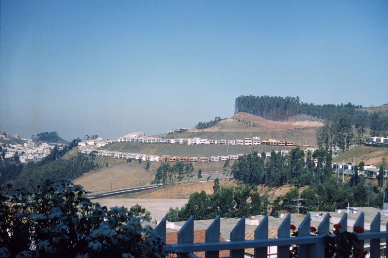 Early Forest Knolls construction, late 1950s — Earl Martin collection